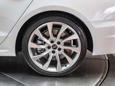 Used 2022 Audi A4 2.0T Premium Plus w/ Premium Plus Package image 11