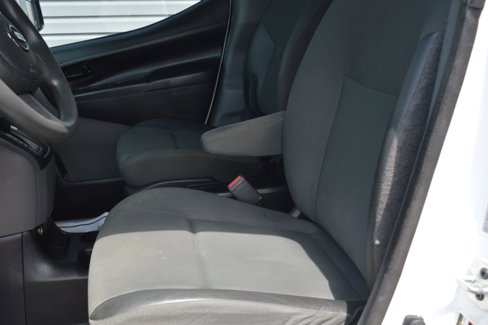 Used 2015 Nissan NV200 S w/ Back Door Glass Package image 12