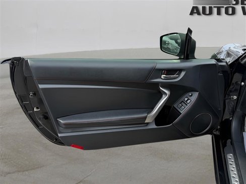 Used 2015 Scion FR-S image 11