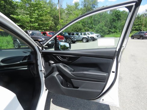 Used 2017 Subaru Impreza 2.0i Premium image 15