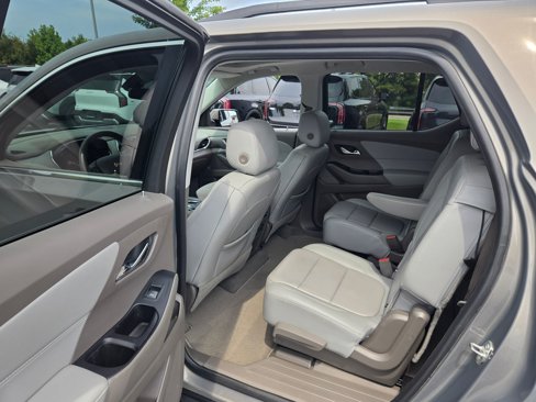 Used 2019 Chevrolet Traverse LT w/ LT Premium Package image 30