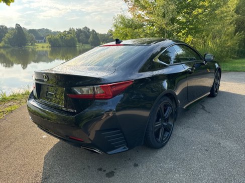 Used 2017 Lexus RC 200t image 3