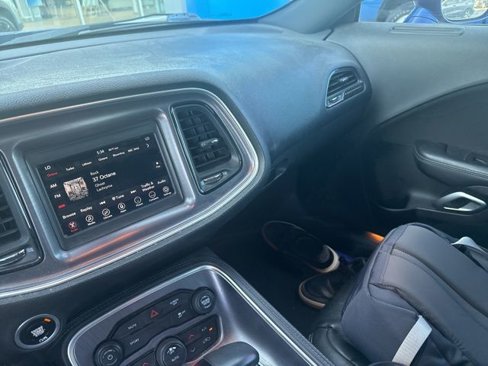 Used 2018 Dodge Challenger SXT w/ Blacktop Package image 8