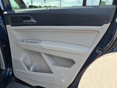 Used 2018 Volkswagen Atlas SE image 15