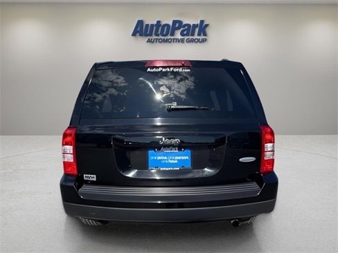 Used 2017 Jeep Patriot Latitude image 7