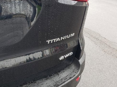 Used 2018 Ford EcoSport Titanium image 10