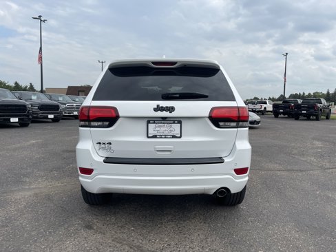 Used 2018 Jeep Grand Cherokee Altitude image 6
