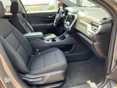 Used 2023 GMC Acadia SLE w/ Driver Convenience Package image 21