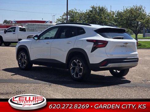 Used 2024 Chevrolet Trax LT image 5