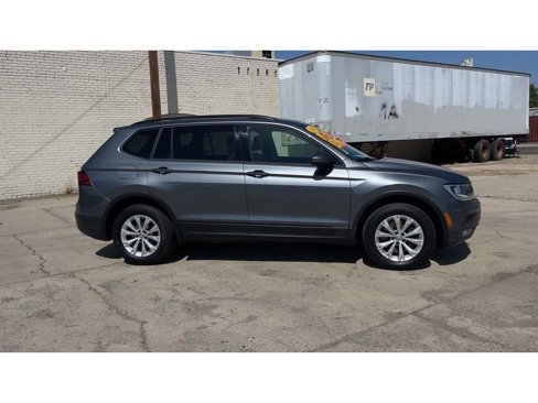 Used 2018 Volkswagen Tiguan S image 4