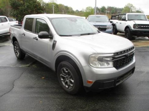 Used 2024 Ford Maverick XLT image 2