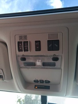 Used 2009 GMC Yukon Denali image 28