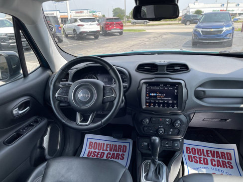 Used 2022 Jeep Renegade Limited image 2