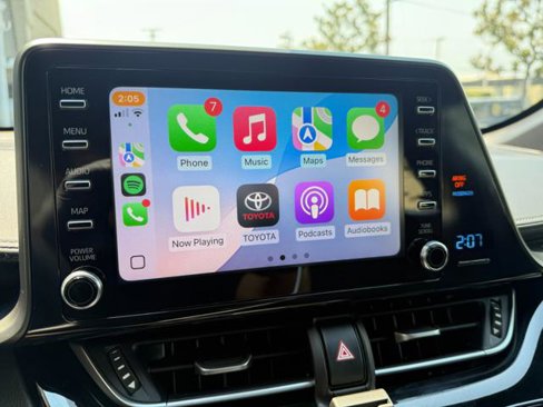 Used 2019 Toyota C-HR LE image 20