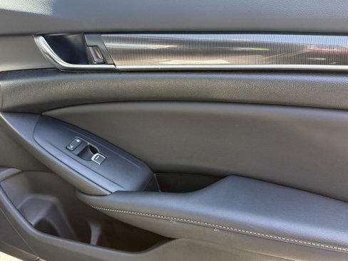 Used 2022 Honda Accord Sport image 26