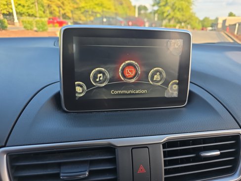 Used 2015 MAZDA MAZDA3 i Sport image 20