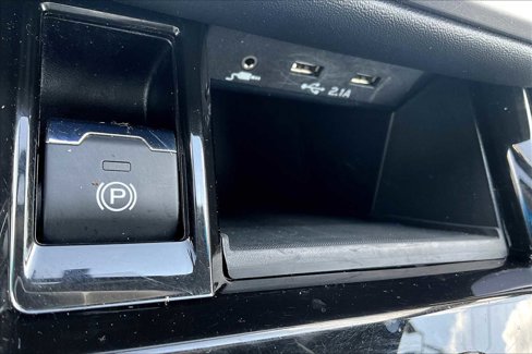 Used 2022 Subaru Legacy Limited image 33