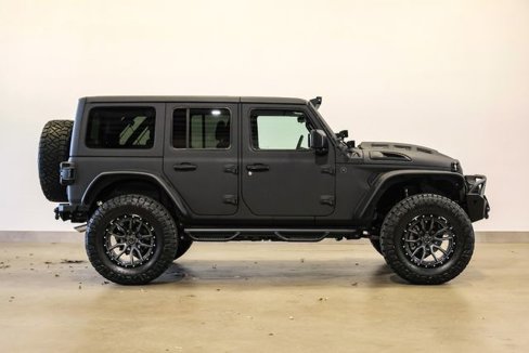 Used 2024 Jeep Wrangler Unlimited Sport image 32