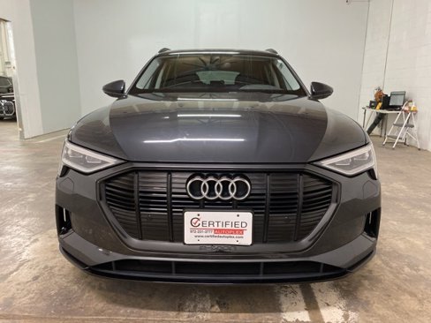 Used 2021 Audi e-tron Premium w/ Black Optic Package image 2