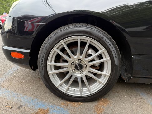 Used 2003 Ford Thunderbird image 21