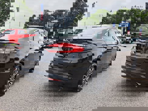 Used 2018 Ford Fusion SE w/ Equipment Group 602A image 5