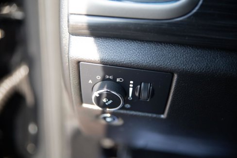 Used 2021 Jeep Grand Cherokee Laredo image 18