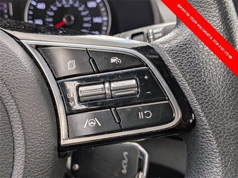 Used 2023 Kia Forte LXS image 23