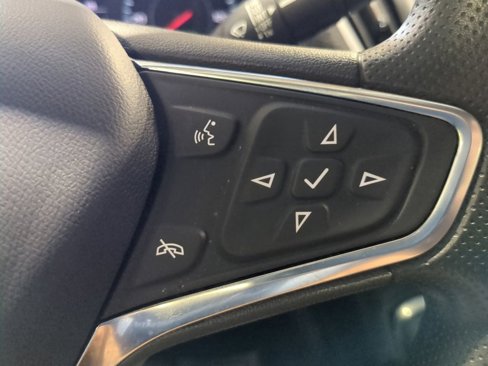 Used 2023 Chevrolet Malibu LT image 32