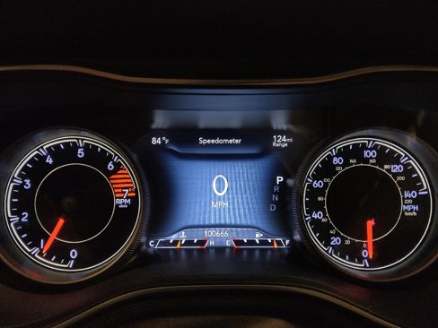 Used 2019 Jeep Cherokee Limited w/ Luxury Group image 23