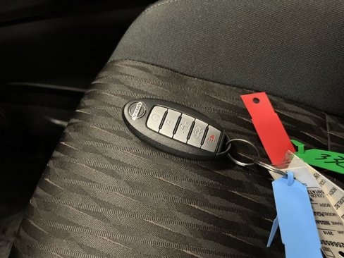 Used 2018 Nissan Rogue SV w/ Premium Package image 24