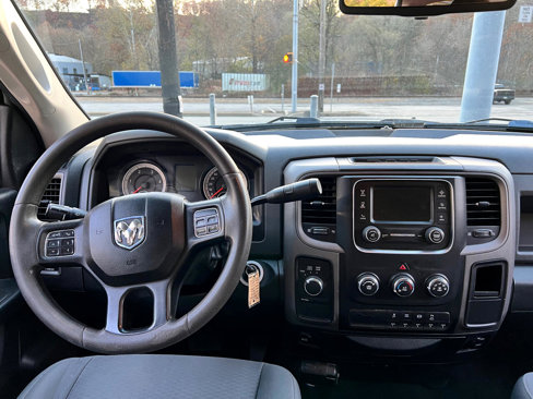 Used 2016 RAM 2500 Tradesman w/ Chrome Appearance Group image 11