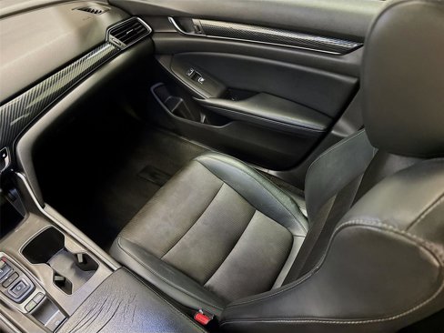 Used 2018 Honda Accord Sport image 23