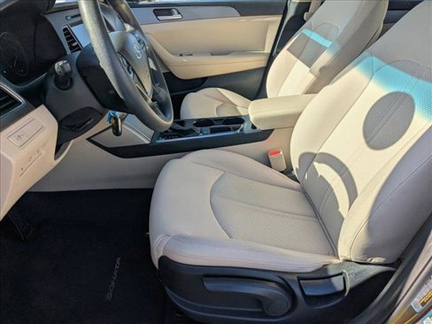 Used 2016 Hyundai Sonata SE image 11