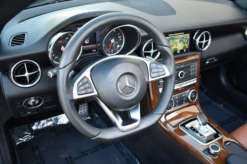 Used 2017 Mercedes-Benz SLC 300 image 46