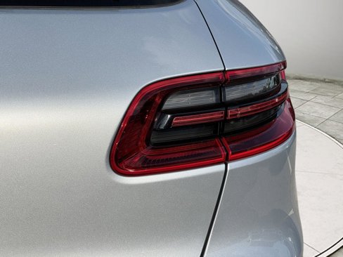 Used 2016 Porsche Macan S image 57