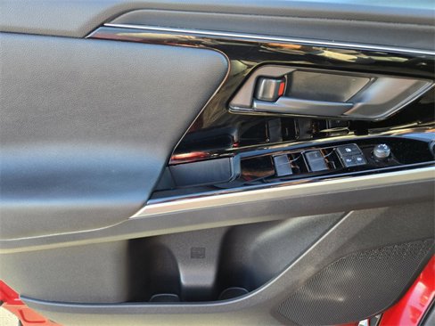 Used 2024 Toyota bZ4X XLE image 18