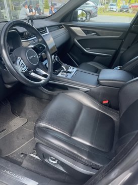 Used 2021 Jaguar F-PACE S image 10