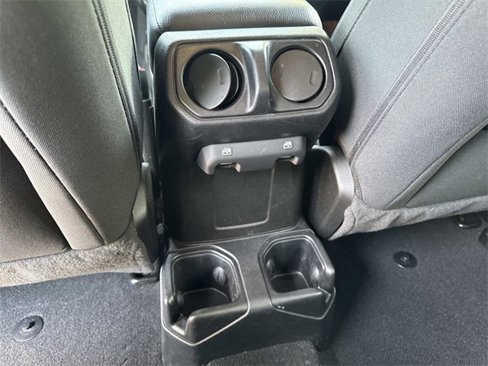 Used 2020 Jeep Wrangler Unlimited Sport image 16