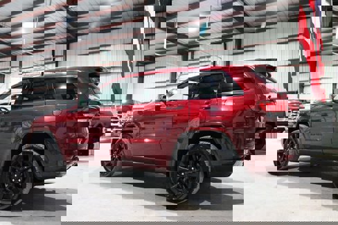 Used 2021 Jeep Grand Cherokee Laredo X image 7