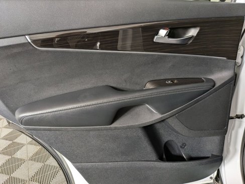 Used 2020 Kia Sorento S image 30