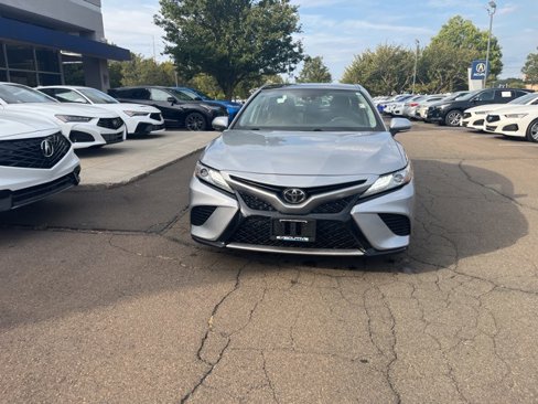 Used 2019 Toyota Camry XSE image 25
