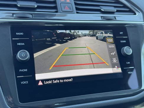 Certified 2023 Volkswagen Tiguan SE image 27