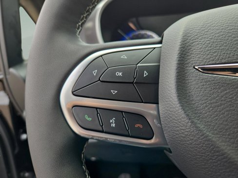 New 2026 Chrysler Voyager LX image 31