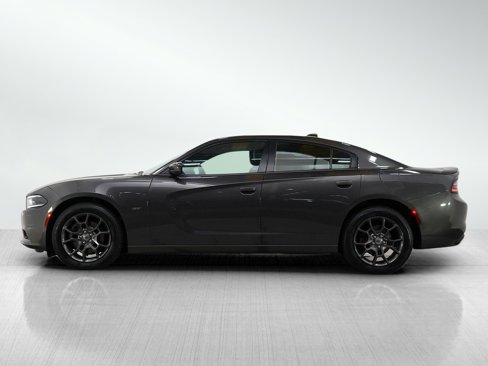 Used 2018 Dodge Charger GT image 2