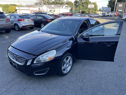 Used 2013 Volvo S60 T5 image 32