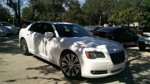 Used 2014 Chrysler 300 S image 1