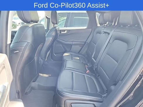 Used 2022 Ford Escape SEL image 2