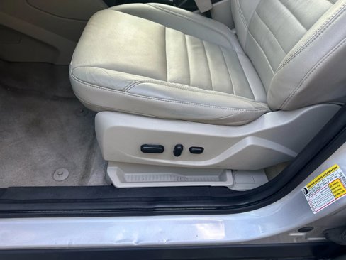 Used 2016 Ford Escape Titanium image 36