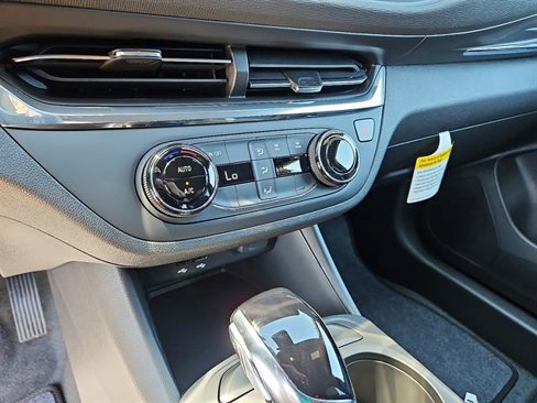 New 2026 Buick Envista Preferred image 19