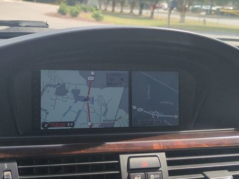Used 2013 BMW 335i Convertible image 22
